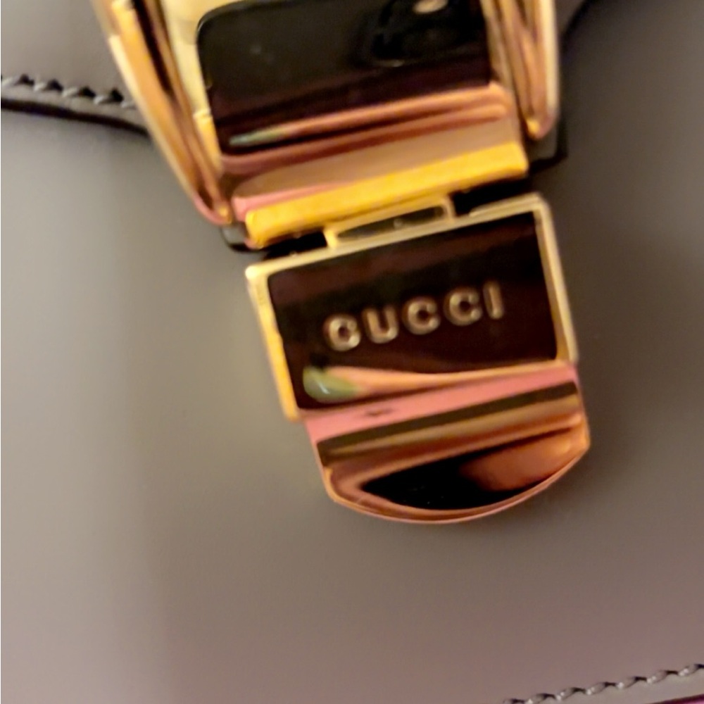 Gucci Handbag - Picture 4 of 5